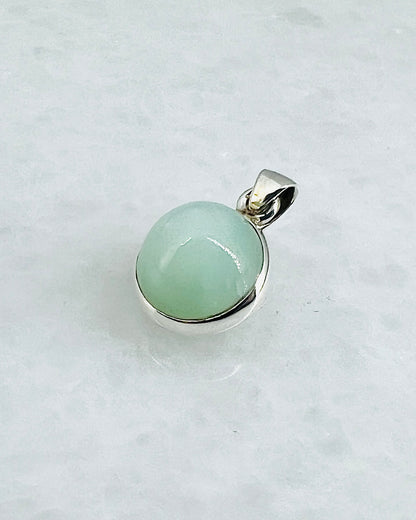 Rare Green Moonstone (Karur, India) in 0.925 Silver