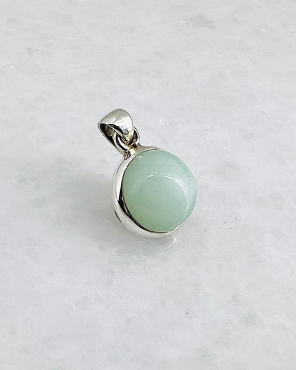 Rare Green Moonstone (Karur, India) in 0.925 Silver