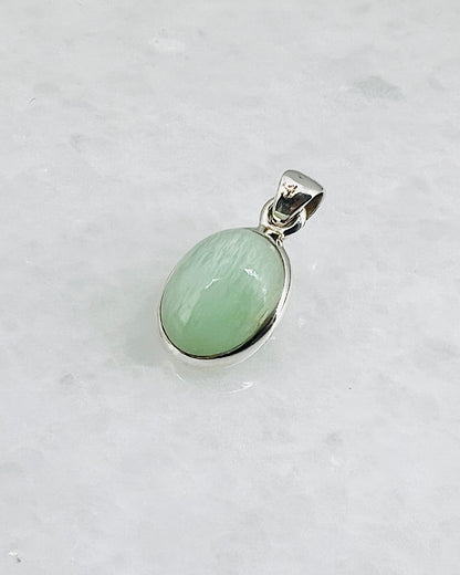Rare Green Moonstone (Karur, India) in 0.925 Silver