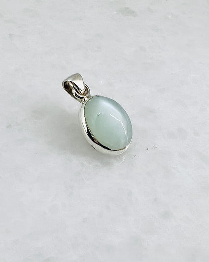 Rare Green Moonstone (Karur, India) in 0.925 Silver