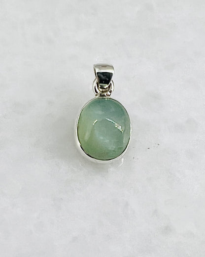 Rare Green Moonstone (Karur, India) in 0.925 Silver