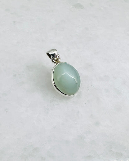 Rare Green Moonstone (Karur, India) in 0.925 Silver