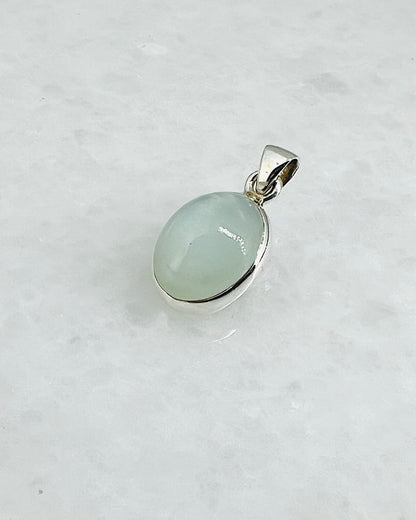 Rare Green Moonstone (Karur, India) in 0.925 Silver