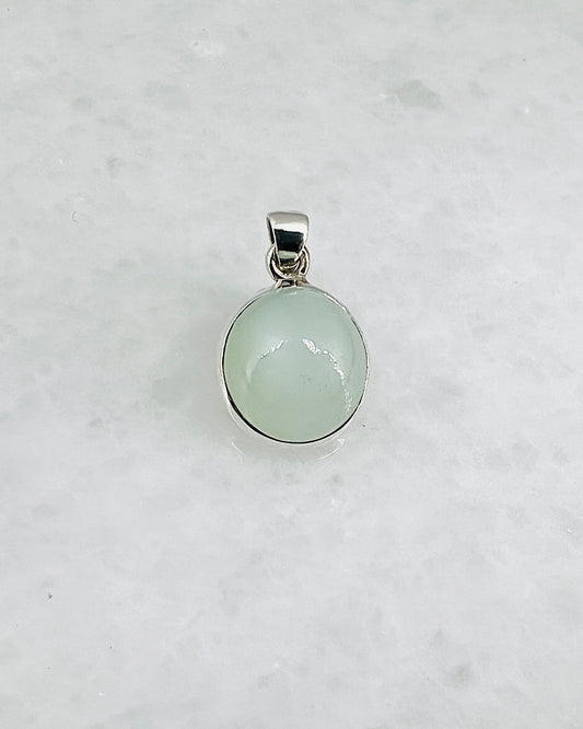 Rare Green Moonstone (Karur, India) in 0.925 Silver