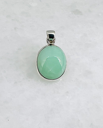 Rare Green Moonstone (Karur, India) in 0.925 Silver