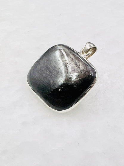 Hypersteine in 0.925 Silver