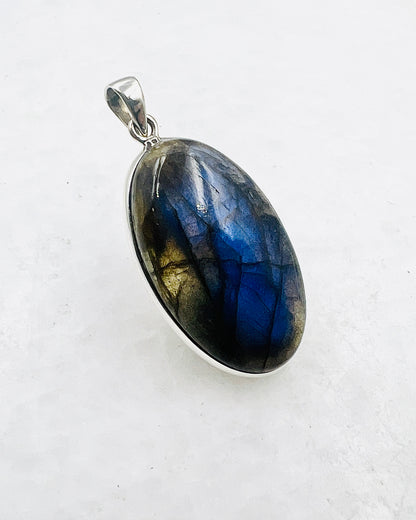 Labradorite in 0.925 Silver