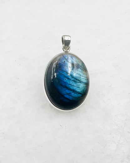 Labradorite in 0.925 Silver