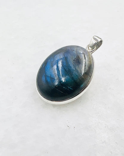 Labradorite in 0.925 Silver