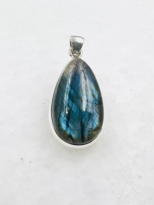 Labradorite in 0.925 Silver
