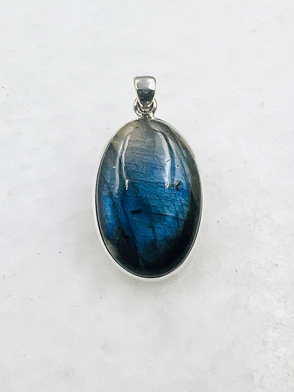 Labradorite in 0.925 Silver