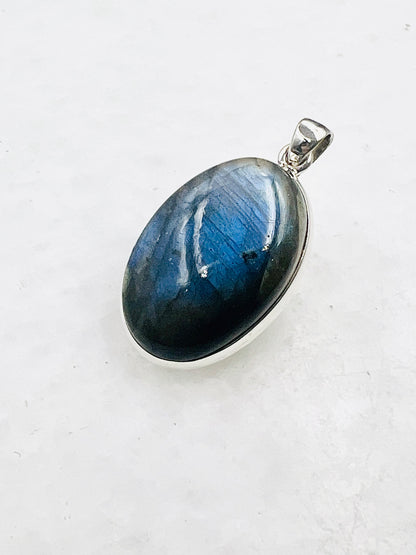 Labradorite in 0.925 Silver