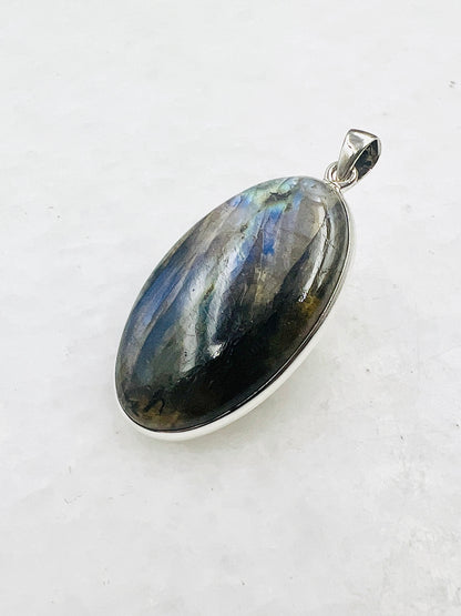 Labradorite in 0.925 Silver