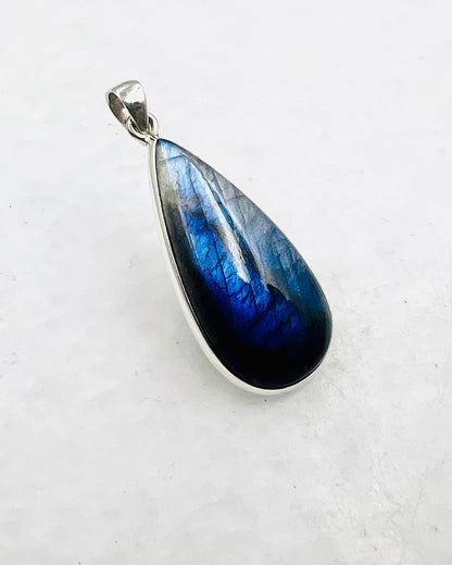 Labradorite in 0.925 Silver