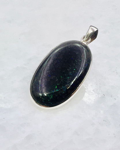 Andamooka Opal in 0.925 Silver