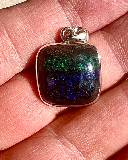 Andamooka Opal in 0.925 Silver