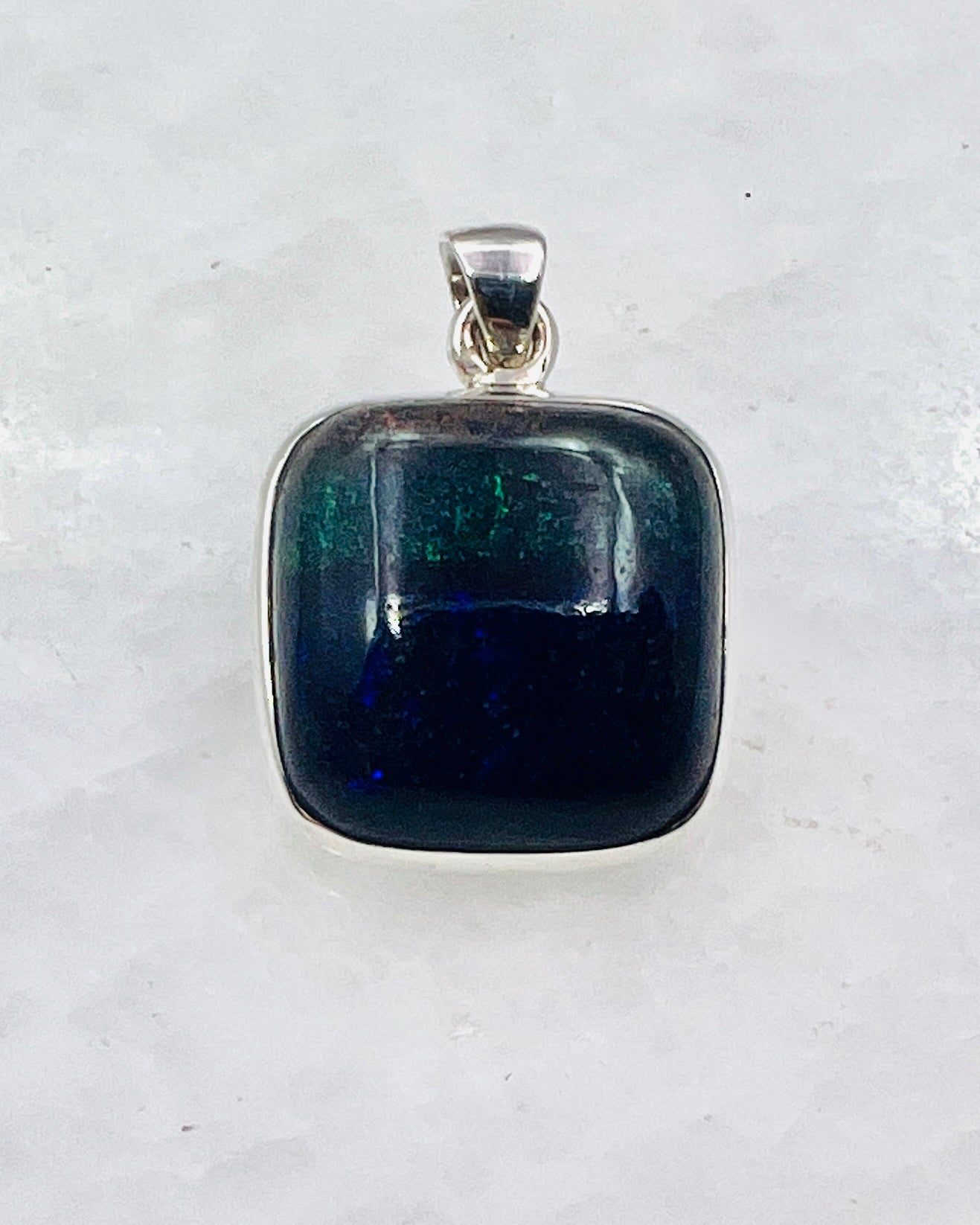 Andamooka Opal in 0.925 Silver