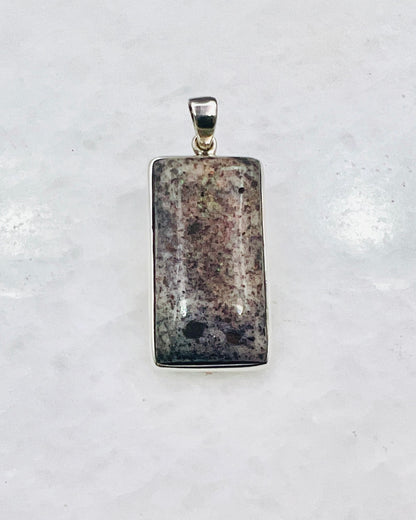 Andamooka Opal in 0.925 Silver