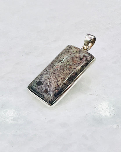 Andamooka Opal in 0.925 Silver