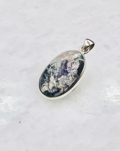 Andamooka Opal in 0.925 Silver