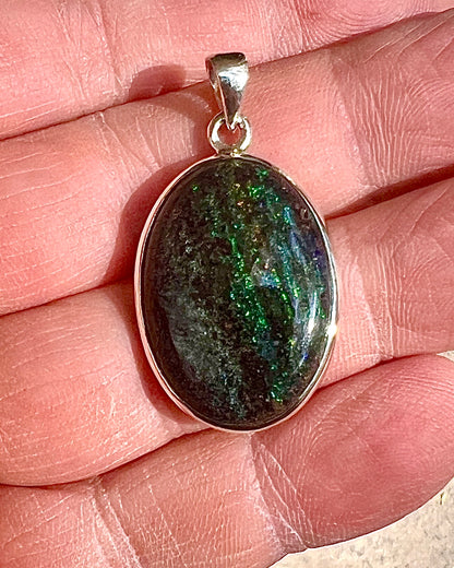 Andamooka Opal in 0.925 Silver