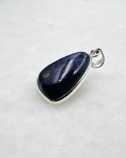Sugilite in 0.925 Silver