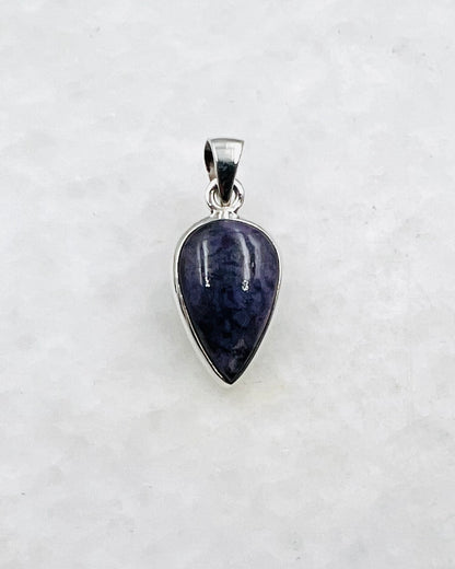 Sugilite in 0.925 Silver