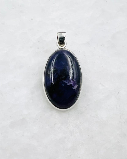 Sugilite in 0.925 Silver