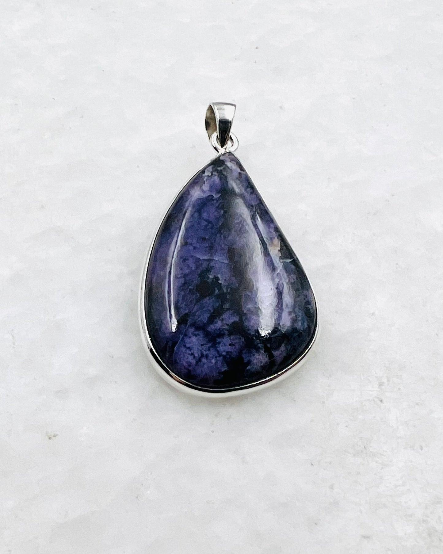 Sugilite in 0.925 Silver