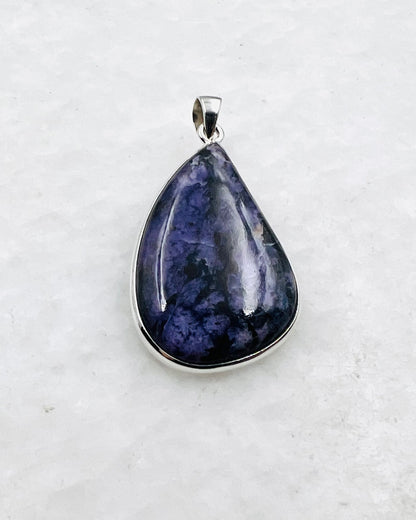 Sugilite in 0.925 Silver