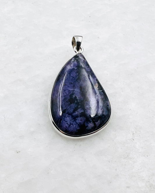 Sugilite in 0.925 Silver
