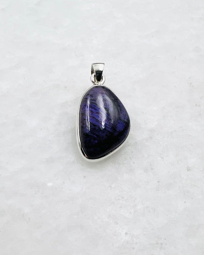 Sugilite in 0.925 Silver