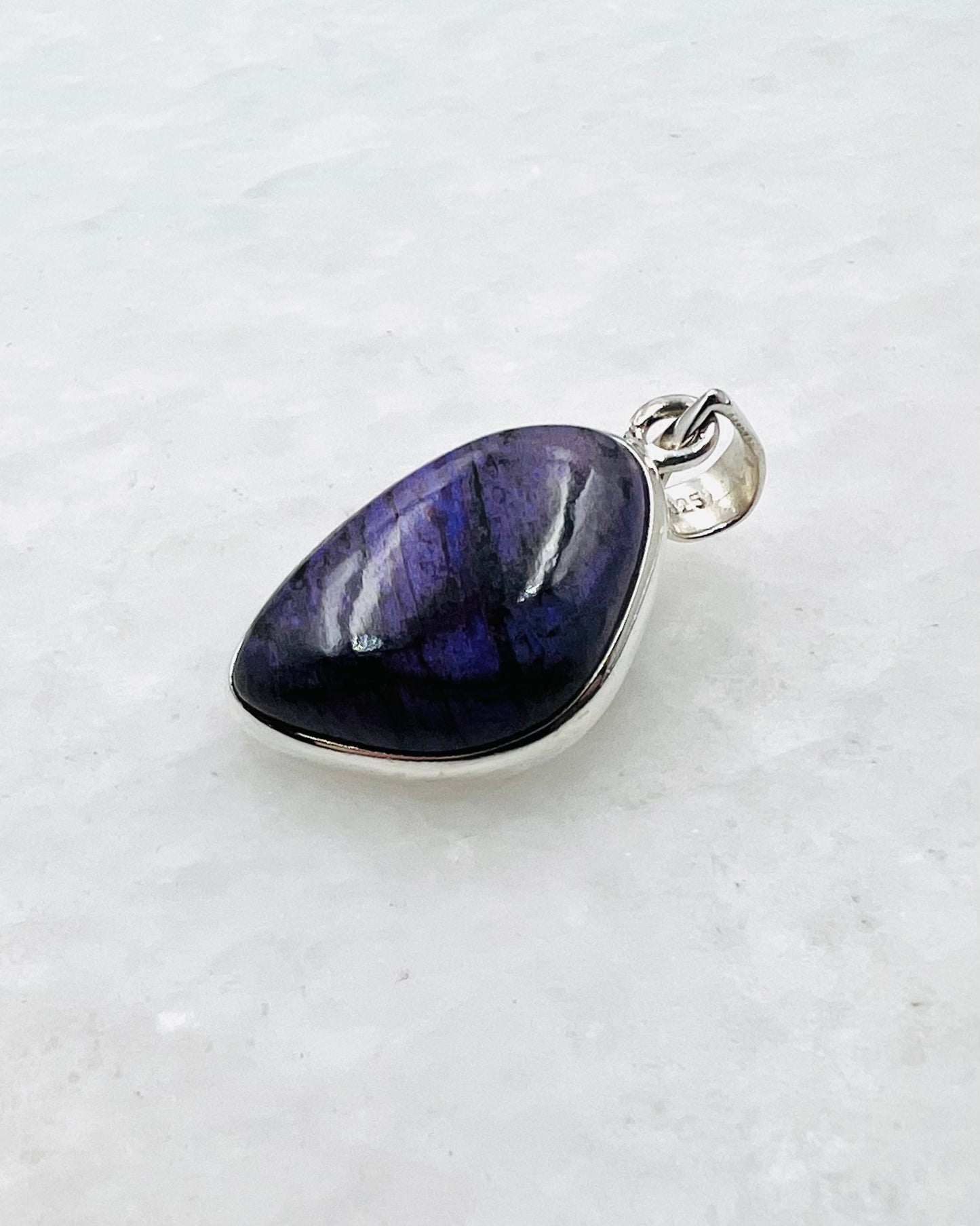Sugilite in 0.925 Silver