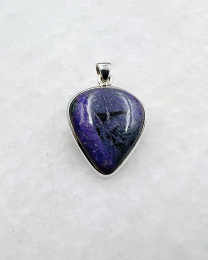 Sugilite in 0.925 Silver