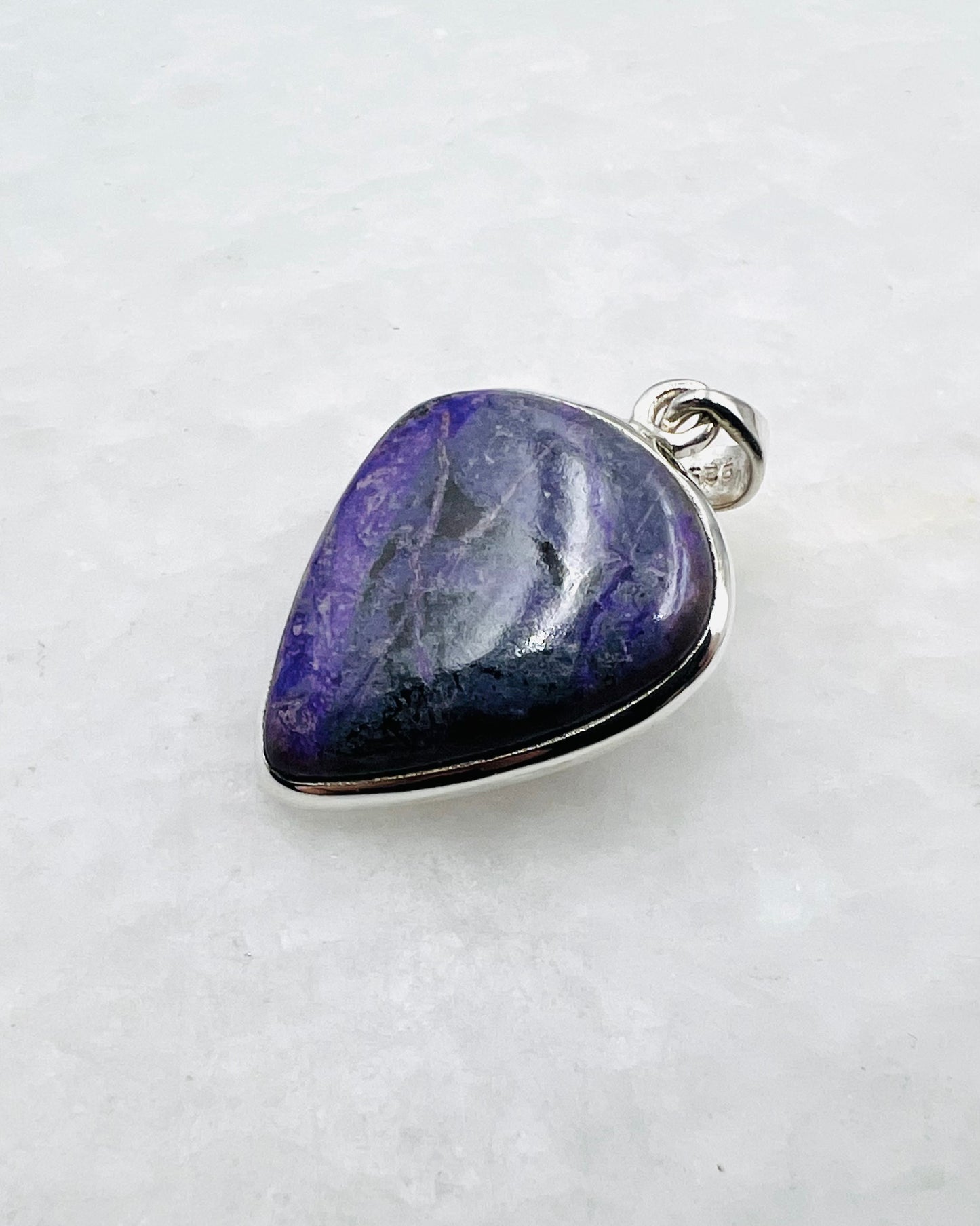Sugilite in 0.925 Silver