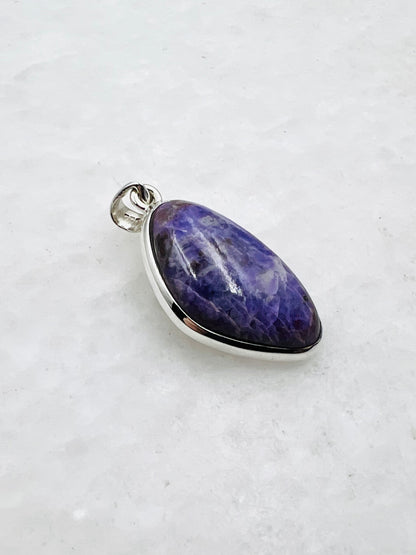 Sugilite in 0.925 Silver