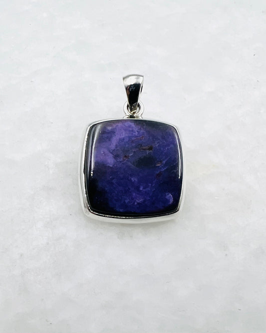 Sugilit in 925er Silber