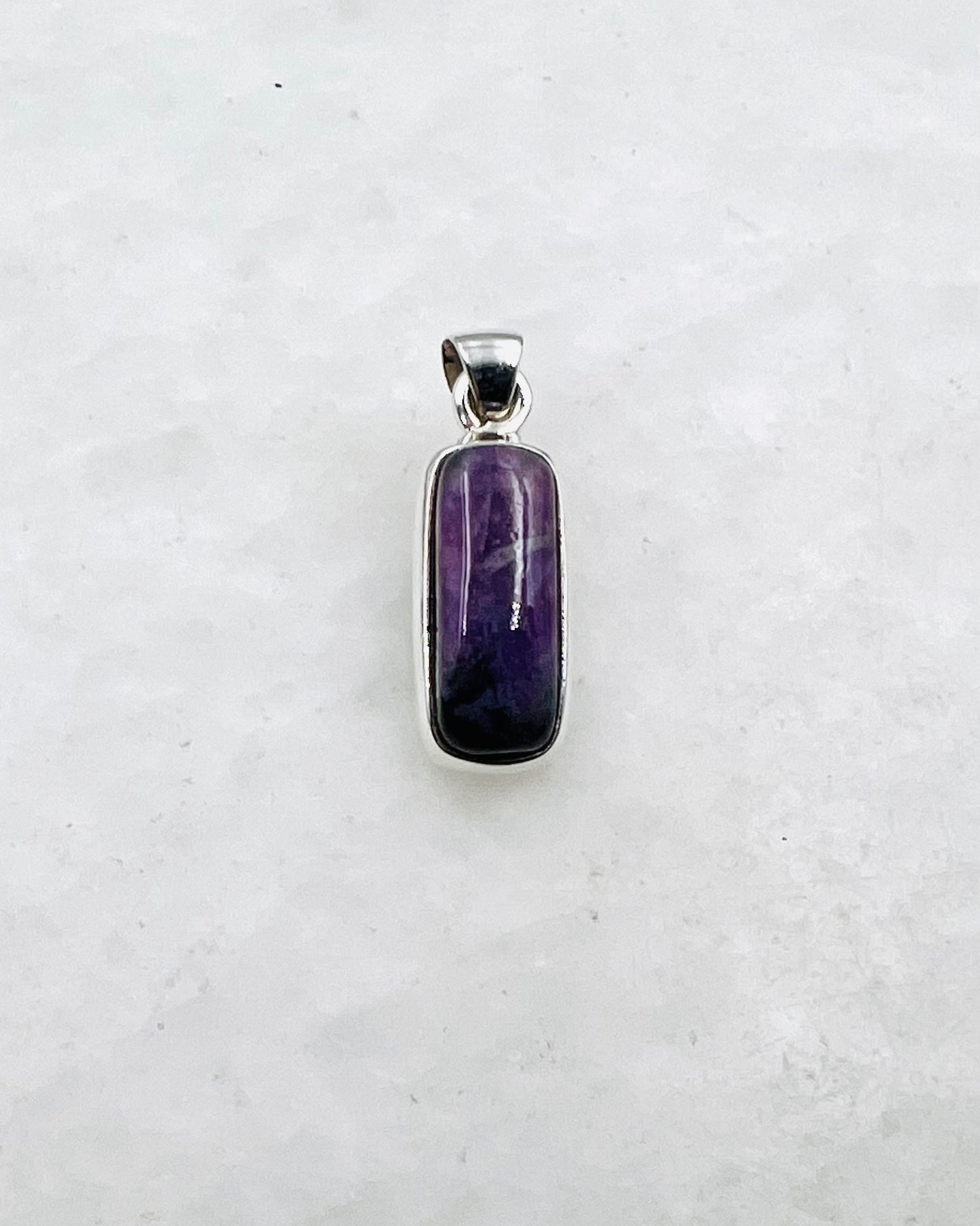 Sugilit in 925er Silber