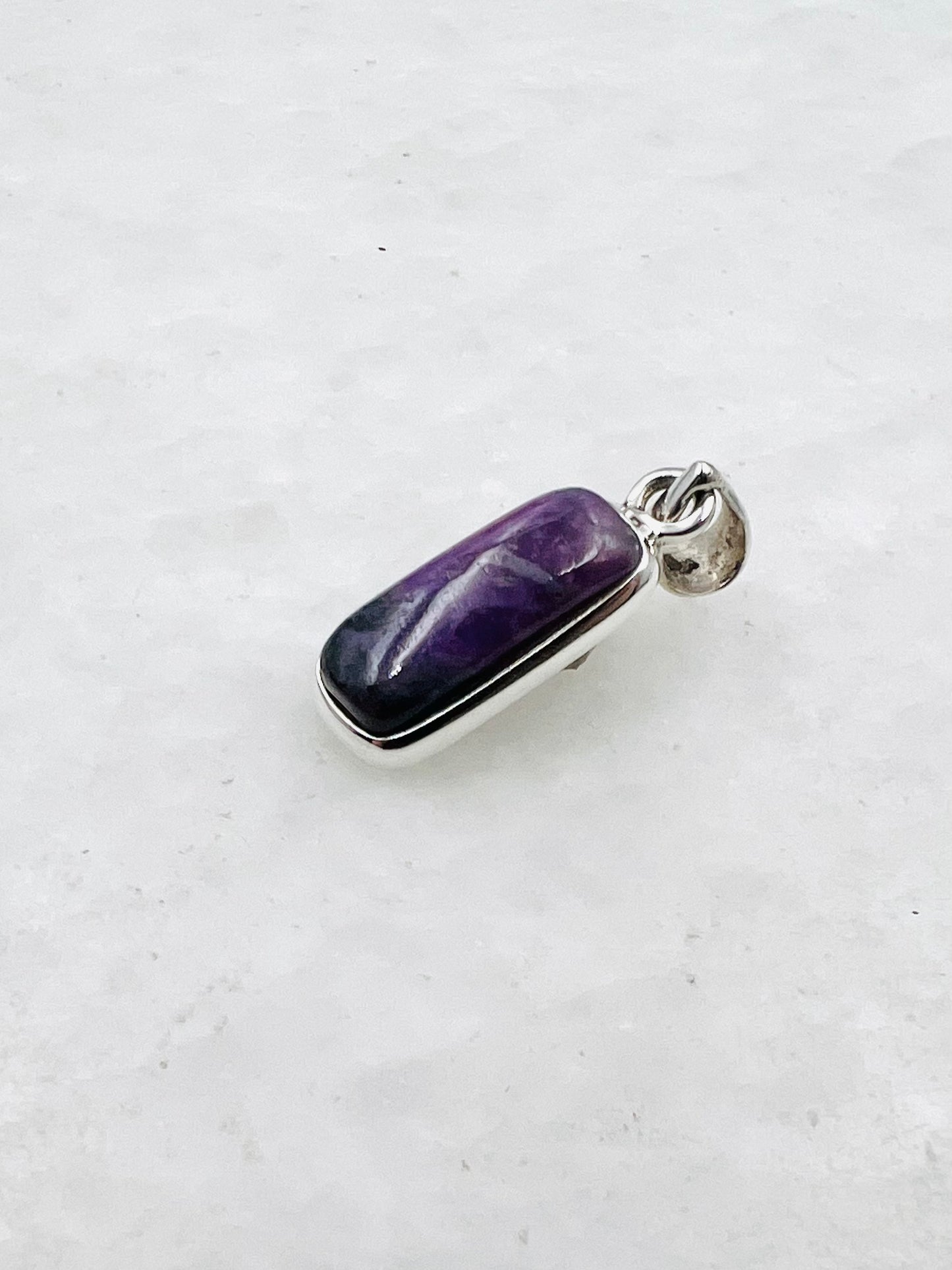 Sugilit in 925er Silber