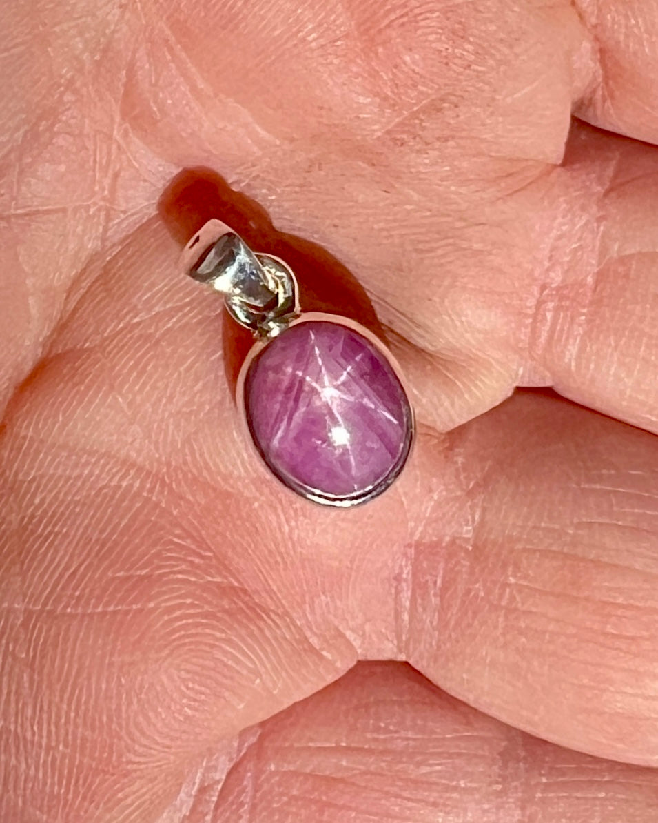 Star Ruby in 0.925 Silver
