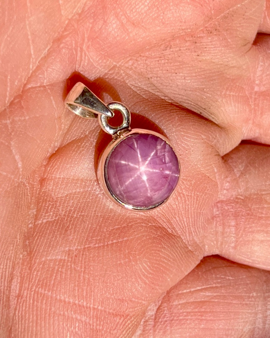 Star Ruby in 0.925 Silver