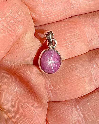 Star Ruby in 0.925 Silver