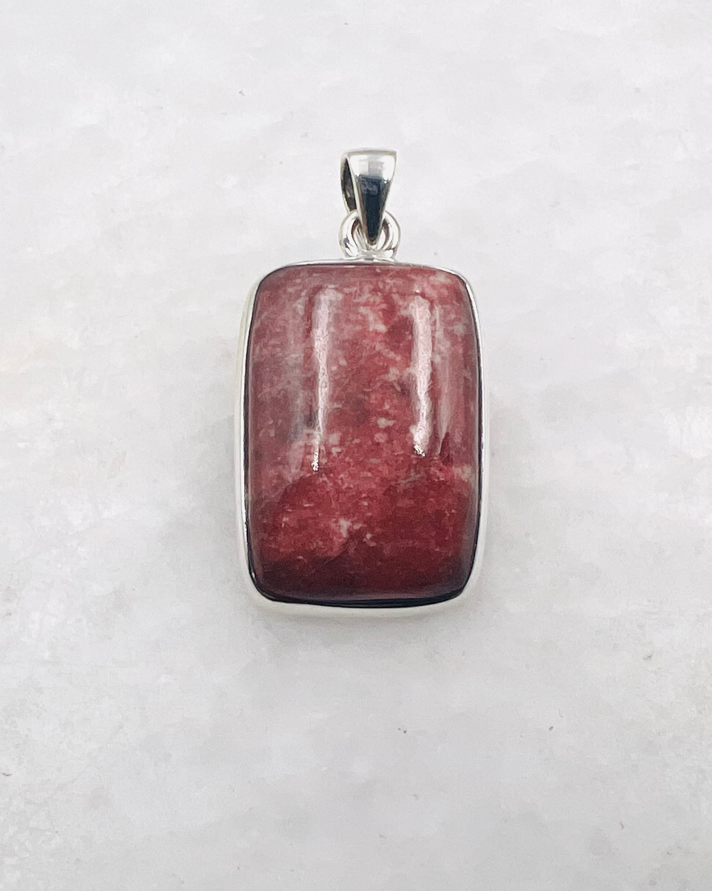 Thulite in 0.925 Silver