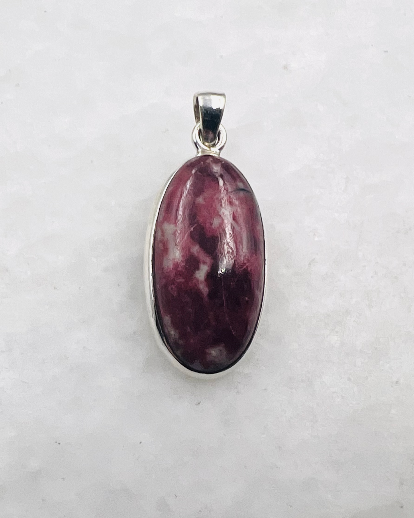 Thulite in 0.925 Silver