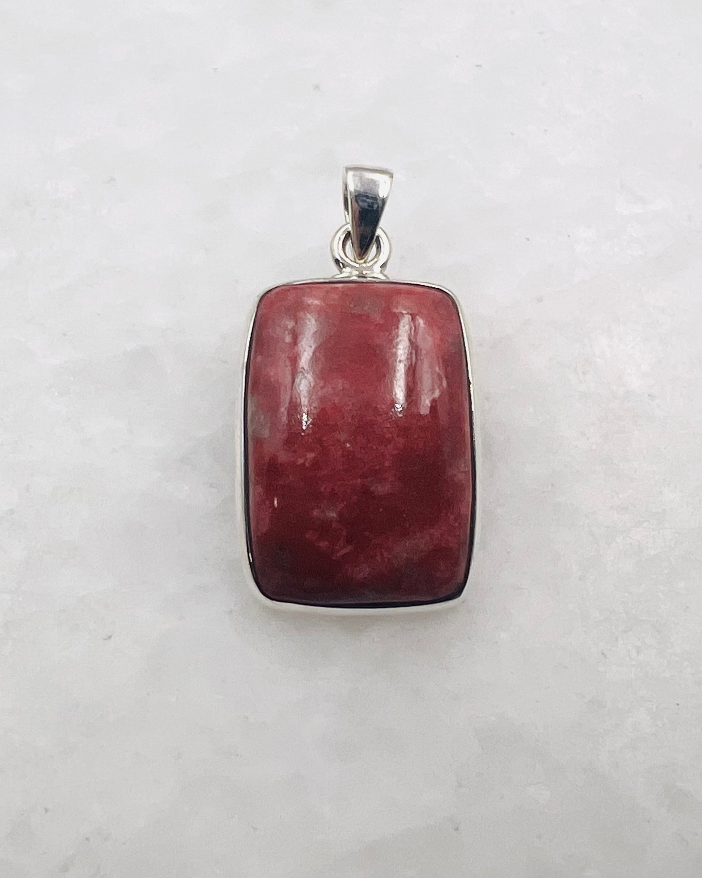 Thulite in 0.925 Silver