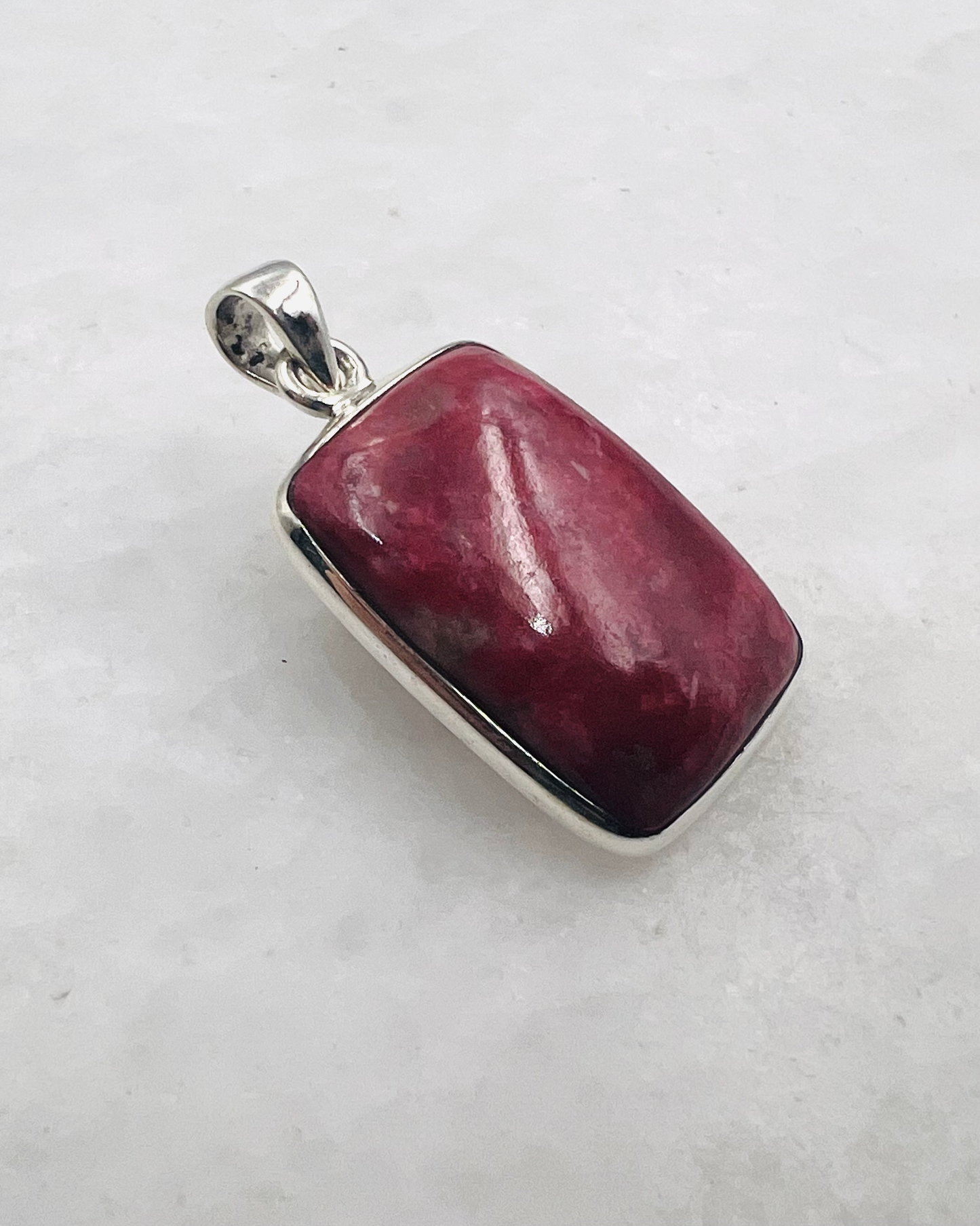 Thulite in 0.925 Silver