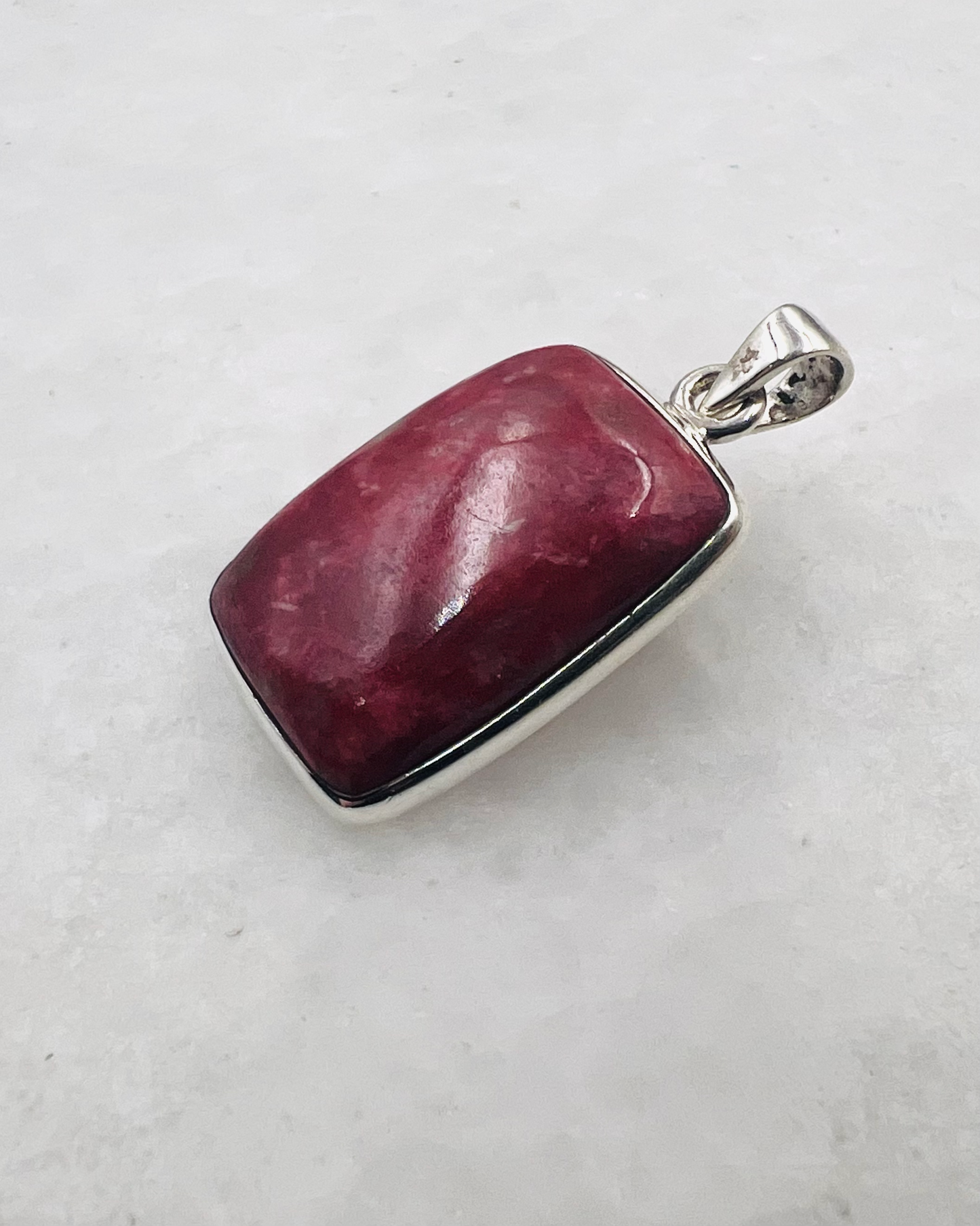 Thulite in 0.925 Silver
