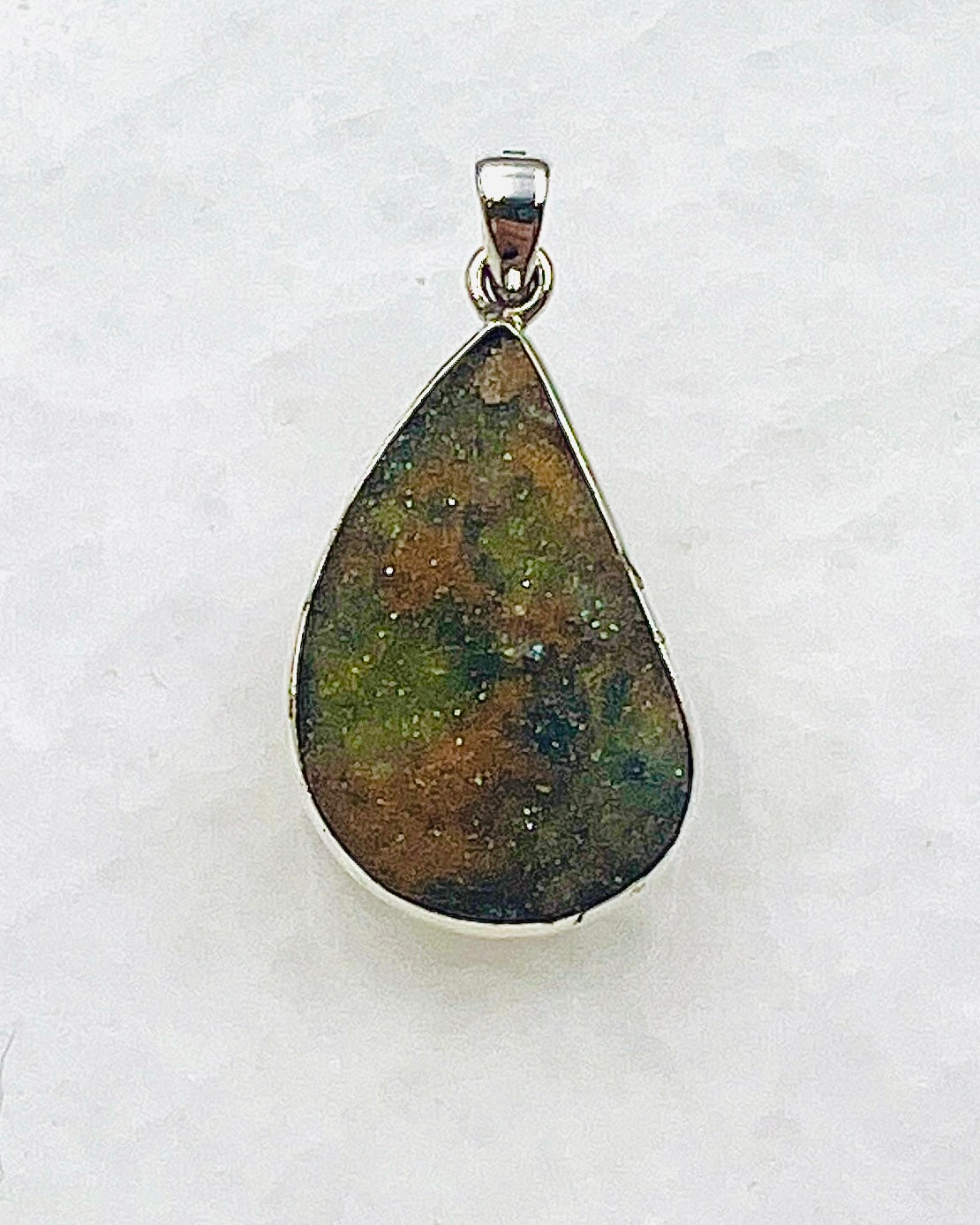 Turkish Chalcedony Drusy in 0.925 Silver