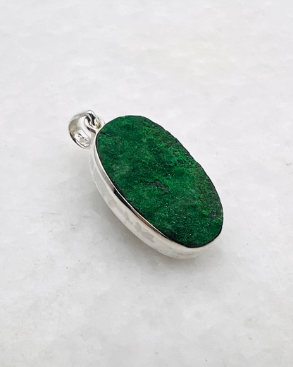 Uvarovite Drusy in 0.925 Silver