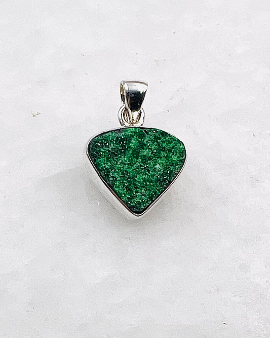 Uvarovite Drusy in 0.925 Silver